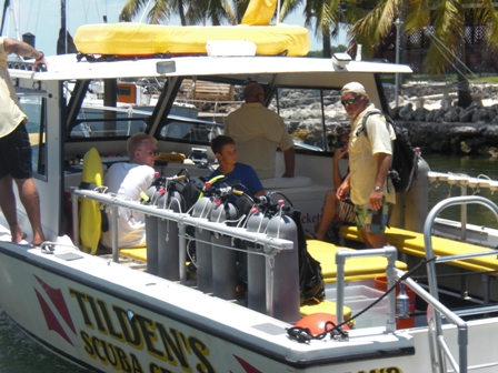 Bjrnar and Jon scuba diving training