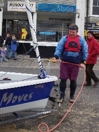 Det er viktig  spyle bten for saltvatn og sand fr ein parkerar han att.