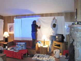 Improvising a projection screen.